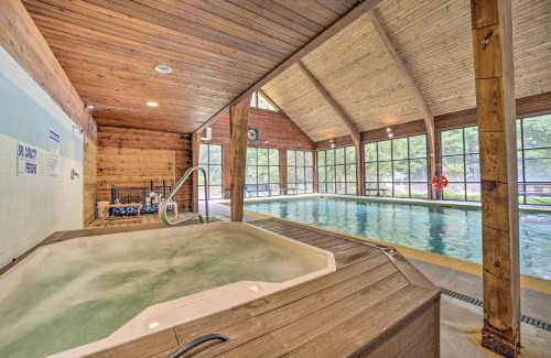 Sapphire Apartamento | Sapphire Valley Condo with Pool and Lake Beach Access!