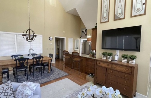 Sapphire Casa | Sapphire Valley Townhouse BEAUTIFUL-2 min. walk to amenities & restaurants!