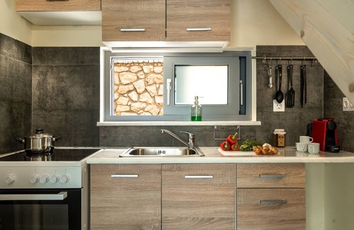 Evgiros Casa | Sappho Boutique Suites