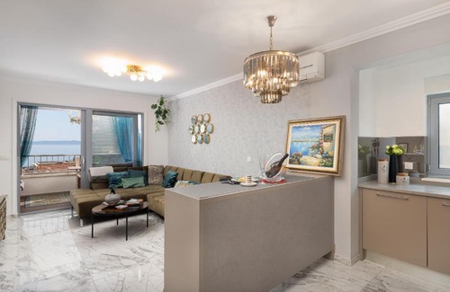Ratac Apartamento | Sara - Luxurious sea view apartment with garage