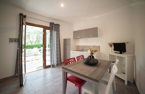 Mattinata Casa | Casa vacacional superior "Saracena" con piscina y playa privada