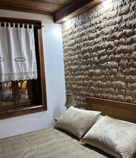 Berat Casa | “Sarah Holiday House”