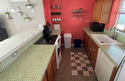 Indian Beach Sapphire Shores Casa | Sarasota-Indian Beach Zen Home (private-pet friendly)