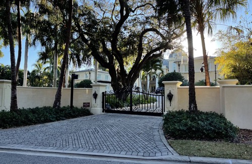Indian Beach Sapphire Shores Casa | Sarasota-Indian Beach Zen Home (private-pet friendly)