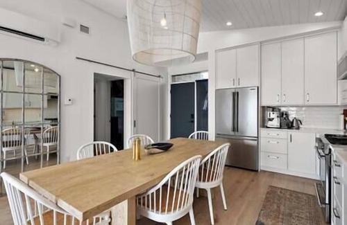 Black Creek Casa | Saratoga Beachfront Villa