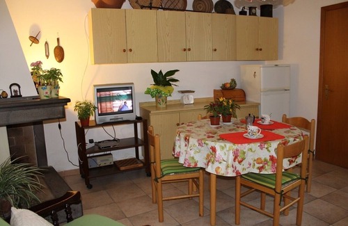 Paulilatino Apartamento | casa típica de Cerdeña, en el centro histórico de Pauliatino (O), a pocos pasos de la SS131