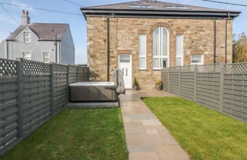 Malltraeth Casa | Sardis Chapel 1