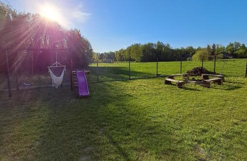 gmina Pokrzywnica Apartamento | Sarenkowo dom z balia ogrodowa