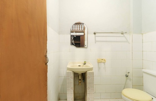 Downtown Kuta Casa | Sari Indah Cottages