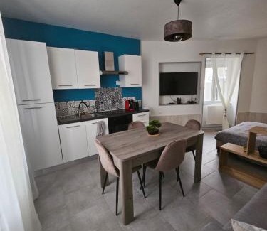 Angouleme Apartamento | Sarl la famille 2