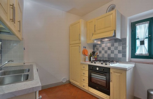 Sarna Apartamento | Apartamento Porticato, Castello di Sarna