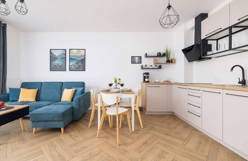 Bielsko-Biala Apartamento | Sarni Stok 88 | Modern Apartment | Parking