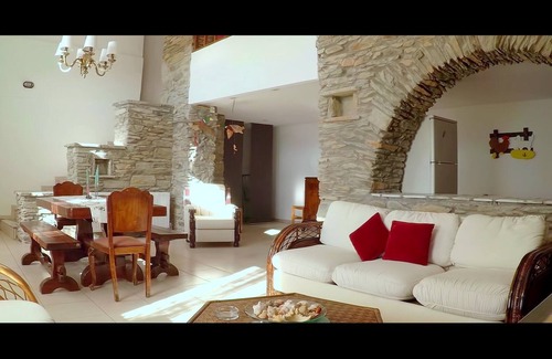 Salamis Villa | Castillo de la Villa de la Ciudadela Sarónica: una villa de ensueño en Salamina con piscina