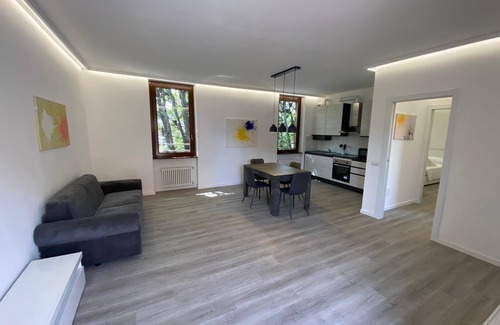 Saronno Apartamento | Saronno center hospital area 2 Near Milan Como and Malpensa