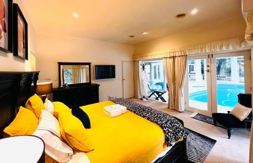 Traralgon Casa | Sarovar Holidays