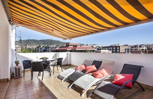 Les Tres Torres Apartamento | Sarria Attic