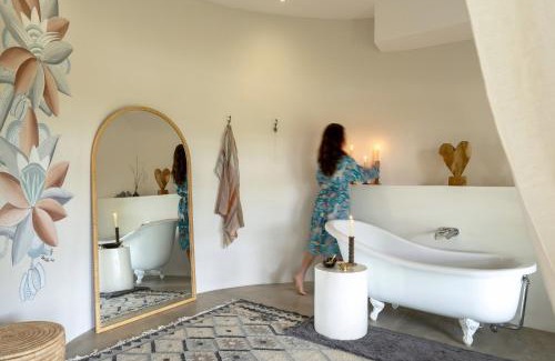 Ehlanzeni Cabina | Sashwa River of Stars Plant-Based Wellness Safari Lodge