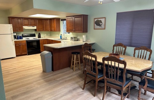 Crescent City Casa | Sasquatch Sanctuary