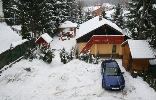 Paradsasvar Casa | Sasvár Vendégház
