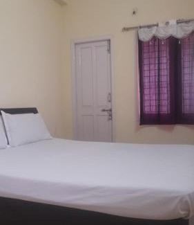 Mogappair Apartamento | Sathya In