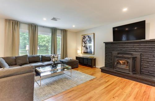 Canadensis Casa | Sauna, Fire Pit Spacious and Serene Poconos Getaway