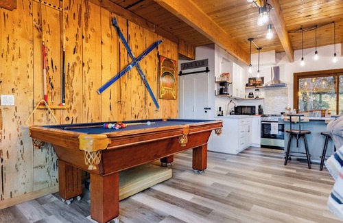 Lake Arrowhead Cabina | Sauna + Spa Lakeview Lodge Retreat Dog Friendly