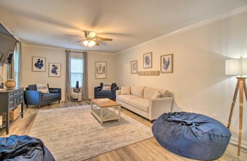Savannah Casa | Savannah Family Home with Private Pool and Yard!