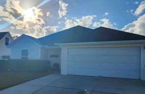Port Wentworth Casa | Savannah's gulf streams 15 minutes to downtown!