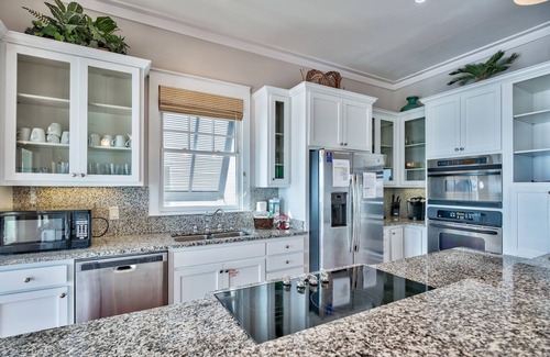 Delos Casa | FRANGISTA ENCORE-5BR / 5. 5BA-GOLFO DE LUJO FRENTE, SERVICIO DE PLAYA, PISCINA PRIVADA !!