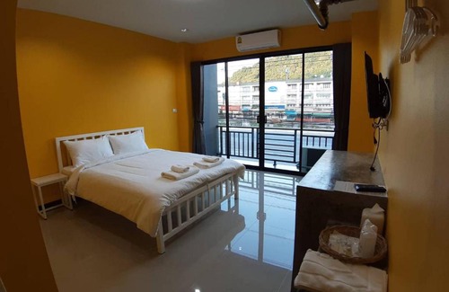 Khlong Kra Saeng Casa | Save Zone