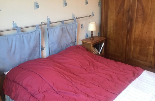 Aillon-le-Jerune Chalet De Esquí | Savoyard chalet with two apartments.