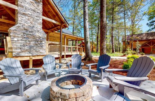Gatlinburg - Pigeon Forge Casa | Sawmill Timber