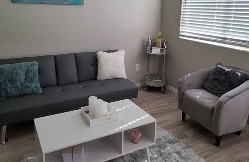 Canyon Trails Casa | Say hello to the beautiful warm and sunny weather with NO CLEANING FEE