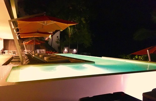 Amapas Condominio | Sayan Beach Luxury Condo Corner unit 7G