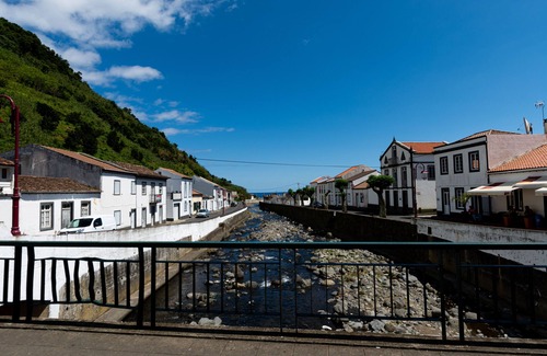 Faial Da Terra Casa | SBMP-1 Fisherman's House