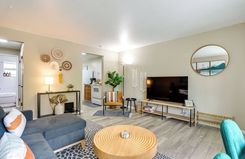 Ballard Apartamento | Scandi Boho Seattle Apartment, Walk to Waterfront!