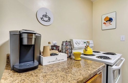 Ballard Apartamento | Scandi Boho Seattle Apartment, Walk to Waterfront!