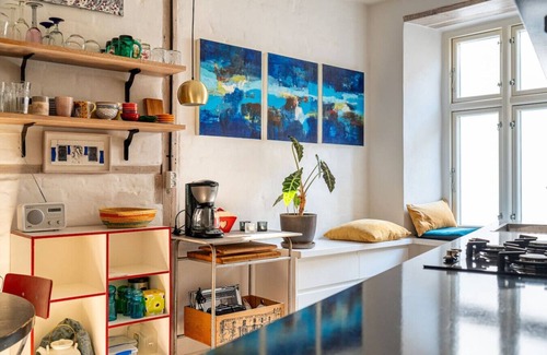 Norrebro Apartamento | Scandi Quirk: Hip Location & Raw Charm