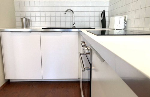 Pirna Apartamento | Scandinavian 2-zi Apartment im Zentrum + Balkon
