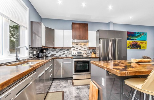 Regina Casa | Casa modernista Downtown Regina