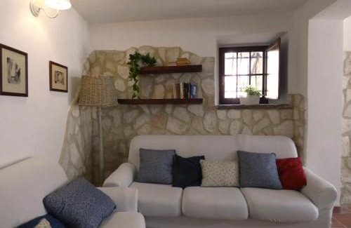 Amelia Casa | Scappo In Umbria, La casa dei nonni