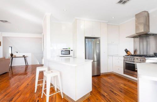 Scarborough Villa | Scarborough Villa on Mickey