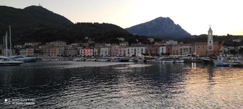 Scario Apartamento | Scario Sunny Apartment in centro
