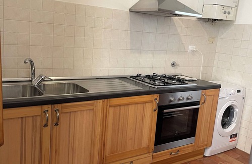 Santo Spirito Apartamento | Scarlatti - Tres Habitaciones Piso, Capacidad 6