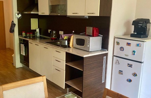 Aheloy Apartamento | Scenic, 2 Bedroom Apt with Views