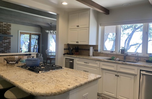 San Luis Obispo Casa | Scenic Beauty 5000 sq ft on 10 acres. close to wineries, airport, & Beach!