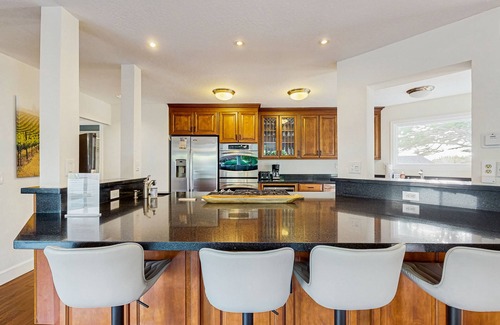 Bodega Bay Casa | Scenic Bodega Bay Retreat w/Ocean & Valley Views - Dog Friendly + Pvt. Hot Tub