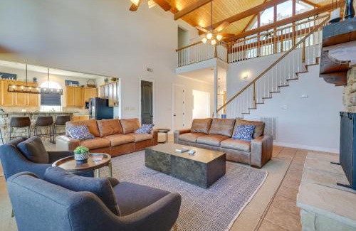 Canyon Lake Casa | Scenic Canyon Lake Vacation Home Near Boat Ramp!
