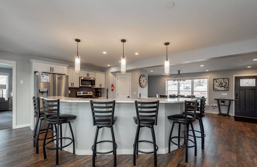 Waterfront Greens Casa | Peaceful Retreat: Lakefront, Dogs Welcome, Hot Tub, Fireplace!