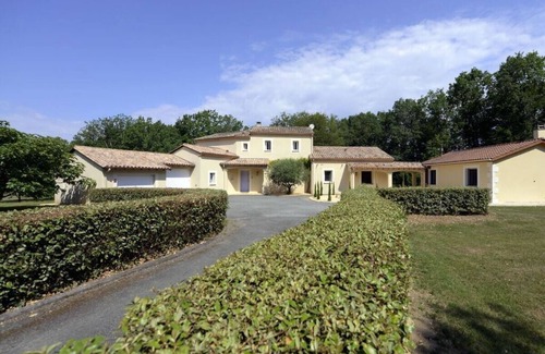Beaumont-du-Perigord Villa | Villa pintoresca con piscina